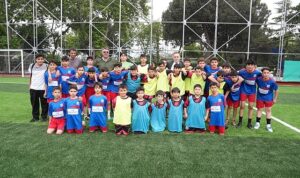 ibb-gectigimiz-yillarda-profesyonel-bir-futbol-kulubu-tarafindan-kiralanan-balat-spor-tesisini-yenileyerek-amator-HbADrjqu.jpg