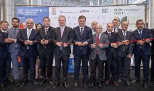 izmirde-fuar-bereketi-lezzet-ve-teknolojiyi-bulusturan-iki-fuar-18-bin-ziyaretciyi-agirladi-dEUr7eMU.jpg