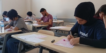 bayrakli-belediyesinden-11inci-siniflara-ucretsiz-hazirlik-kursu.jpg
