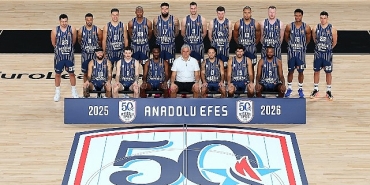 50-yilini-kutlamaya-hazirlanan-anadolu-efes-2025-26-sezonu-euroleague-medya-gununu-basketbol-gelisim-merkezinde-gerceklestirdi.jpg