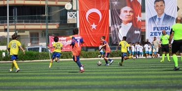 efes-selcukta-ferdi-zeyrek-futbol-musabakalari-heyecani.jpg