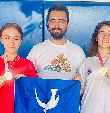 aliagali-kadin-taekwondocular-zirvede.jpg
