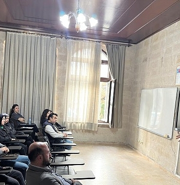 ev-ve-sus-hayvani-saticilarina-yonelik-sertifikali-egitim-programi-duzenlendi.jpg