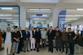 ford-otosandan-ege-meslek-yuksekokuluna-egitim-destegi.jpg