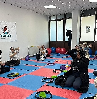 nevsehirde-meme-kanseri-farkindaligi-artiyor.jpg