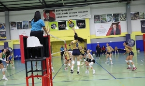 polat-group-didim-belediyespor-kadin-voleybol-takimindan-muhtesem-geri-donus.jpg