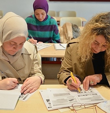 yabancilar-icin-turkce-konusma-kulubu-basladi.jpg