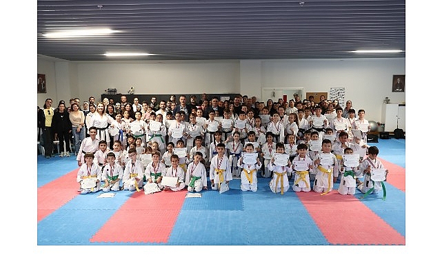 aliaga-belediyesi-karate-kursunda-75-sporcu-yeni-kusagina-kavustu.jpg