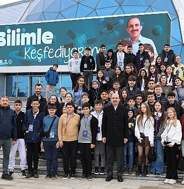 baskan-altay-28-ilcemizden-14-bin-ogrencimiz-bu-yil-bilim-merkezi-ile-tanismis-olacak.jpg