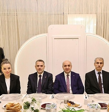 bayrampasada-egitim-icin-ortak-akil-bulusmasi.jpg