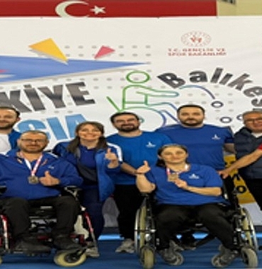 buyuksehirin-boccia-takimi-bronz-madalya-ile-dondu.jpg