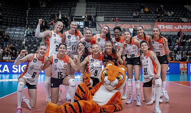 eczacibasi-dynavit-yari-finalde.jpg
