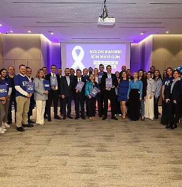 memorial-hastanelerinde-kolon-kanseri-farkindaligi-icin-mavi-gun.jpg