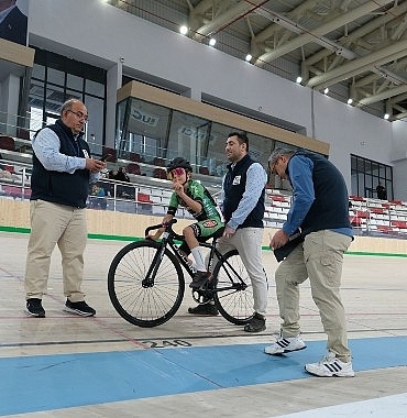 en-hizli-en-guclu-ve-en-dayanikli-genc-bisikletciler-konya-velodromunda-bulusuyor.jpg