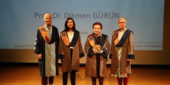 kadir-has-universitesinden-prof-dr-dikmen-gurune-emeritus-unvani.jpg